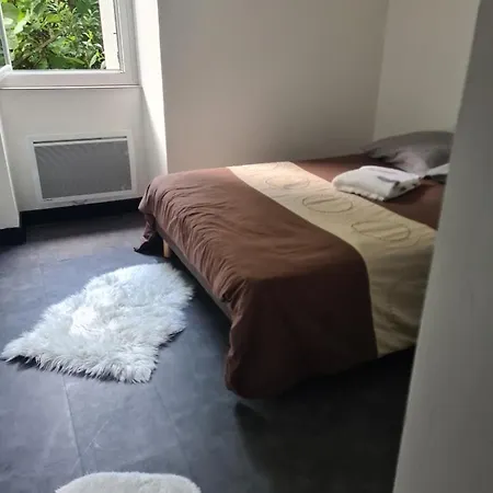 Maison Au Bord Du Lot Vakantiehuis